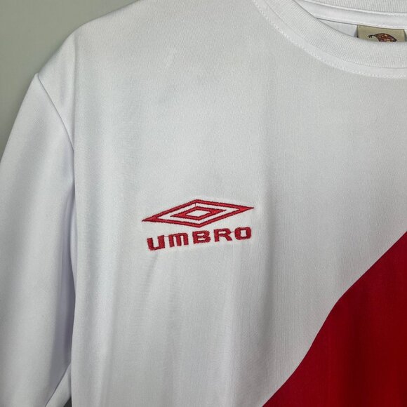 Umbro Peru FPF White Red Short Sleeve Soccer Jersey Shirt Mens Sz. S - Picture 7 of 7
